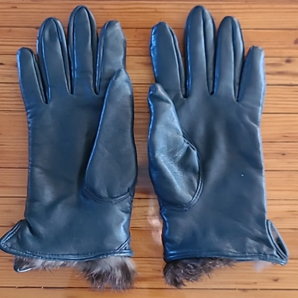 VINTAGE GLOVES GROUP OF FIVE - Picture 8 of 15